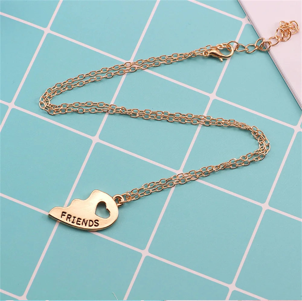 2 Pcs/Set Heart Necklace Best Friends Necklaces For Women Choker Necklace Friendship Pendant Splicing Enamel Necklaces Women Men